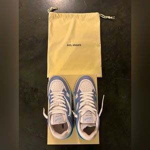 Axel Arigato Women’s Area Lo Light Blue/White Size 7.5